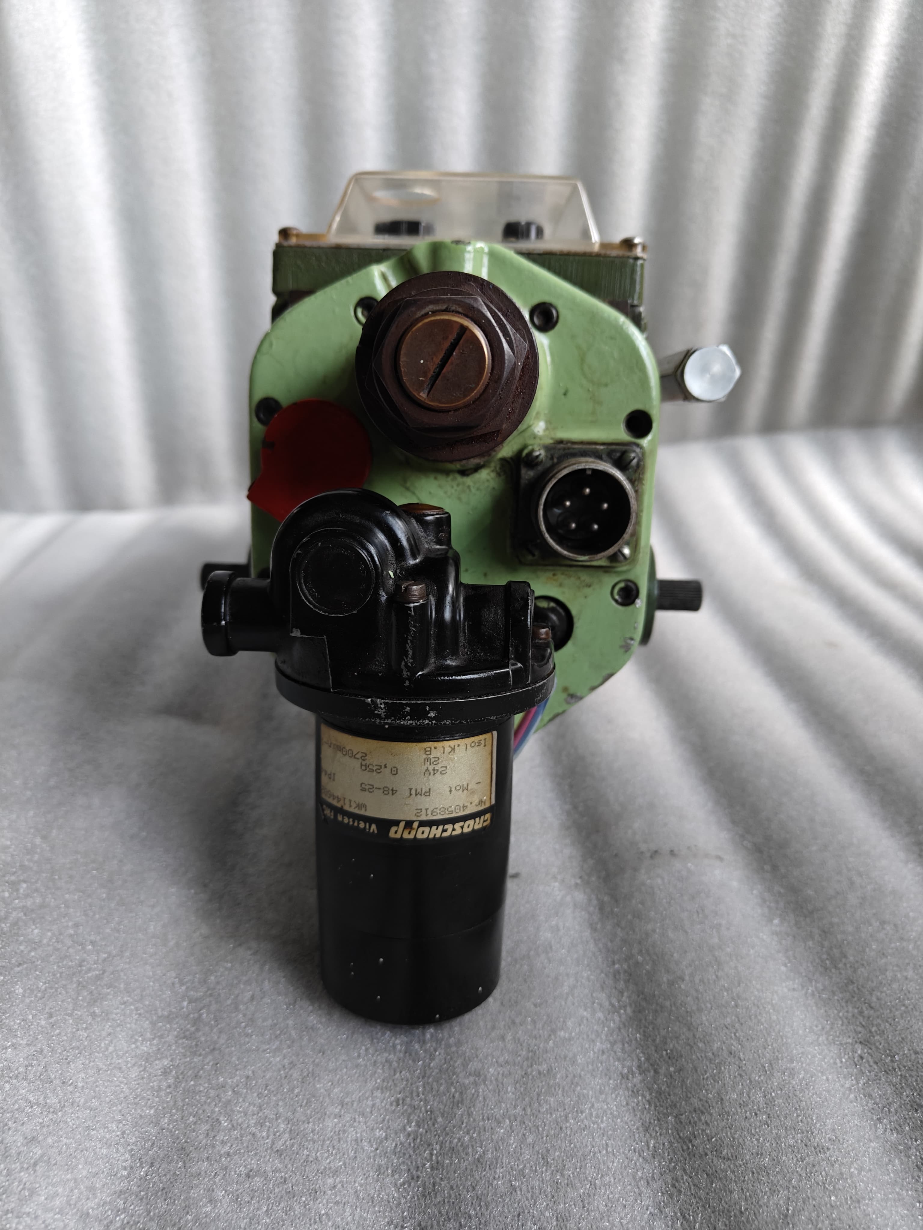 Woodward UG8 Governor Part no: 8527-162, Speed: 625-1425 rpm