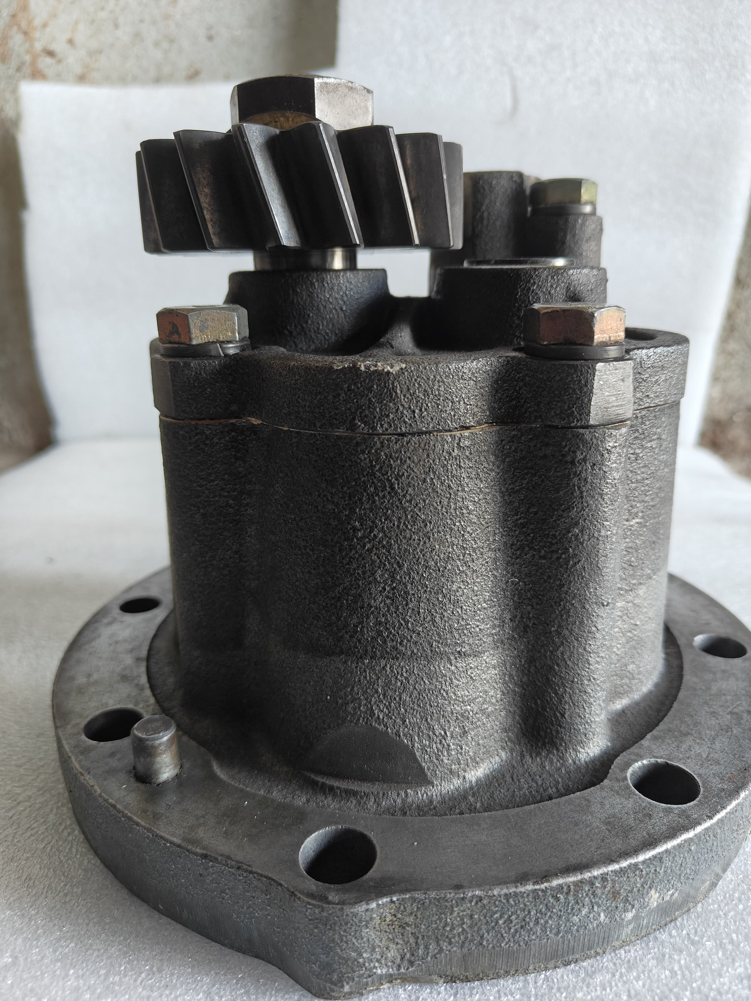 Yanmar M220 Oil Pump (Used)
