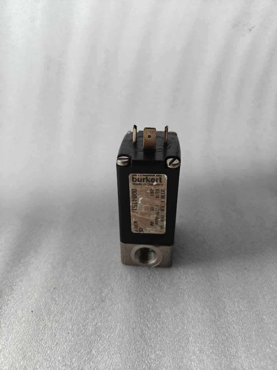 BURKERT 0330 F 3.0 FKM VA SOLENOID VALVE 24V DC 00041517