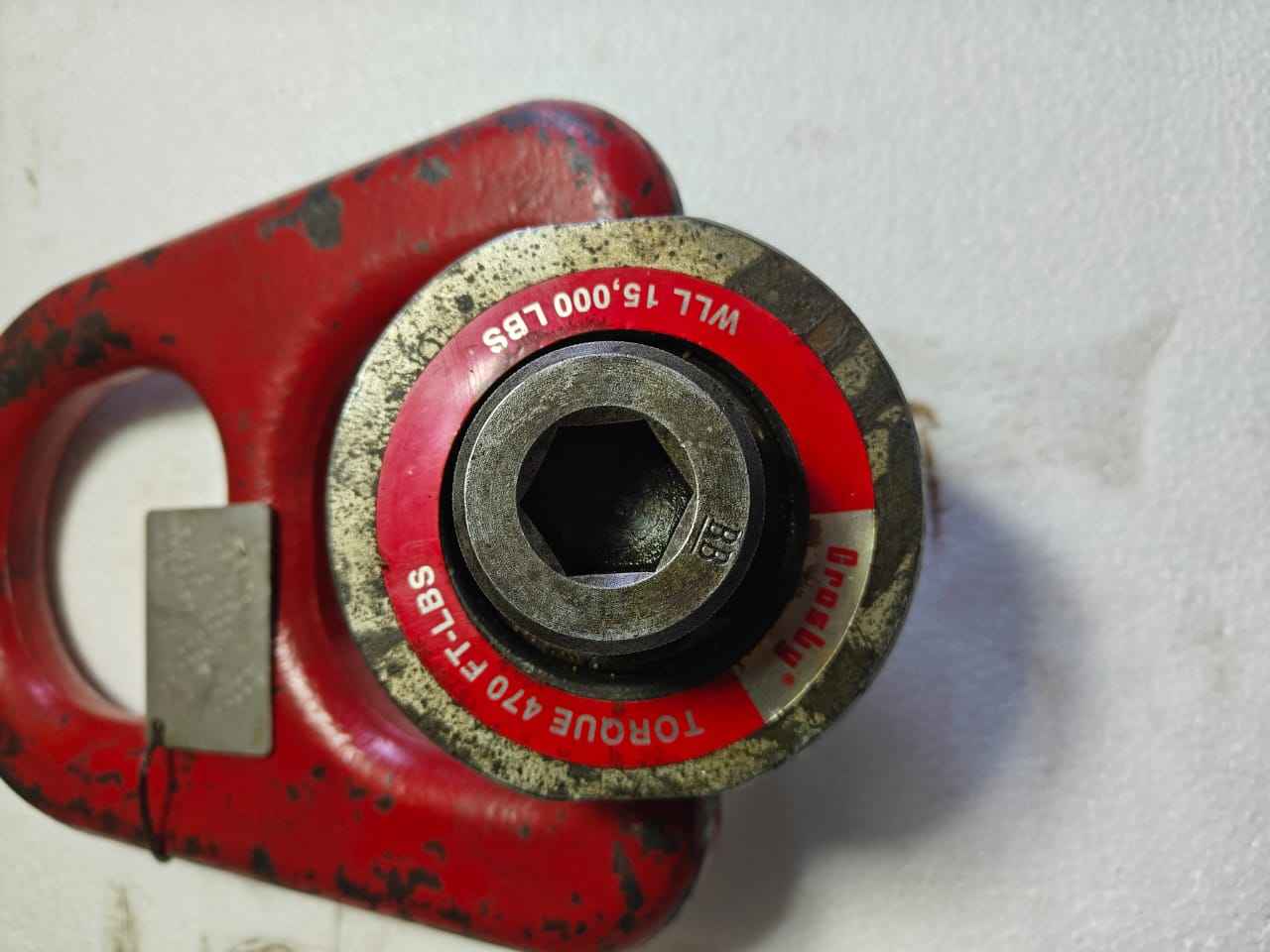 Crosby Swivel Hoist Ring 15,000 LBS WLL Torque: 470Ft-LBS