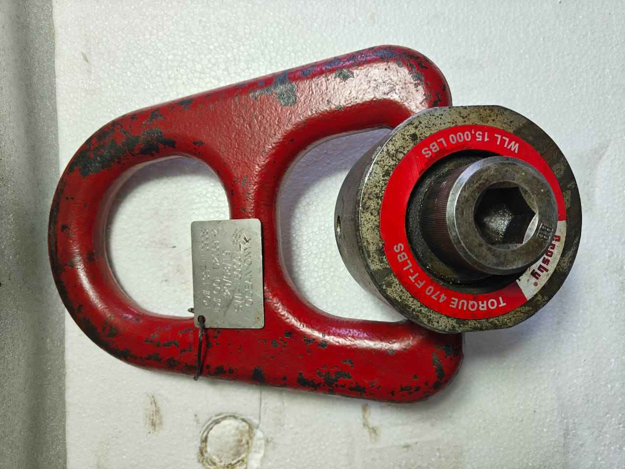 Crosby Swivel Hoist Ring 15,000 LBS WLL Torque: 470Ft-LBS