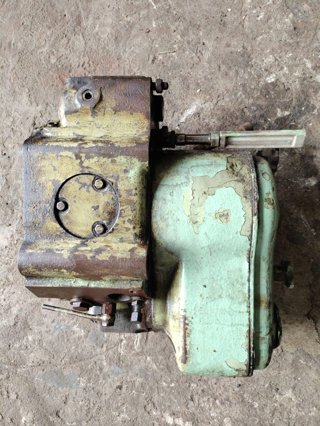 Yanmar M200 Cylinder Head