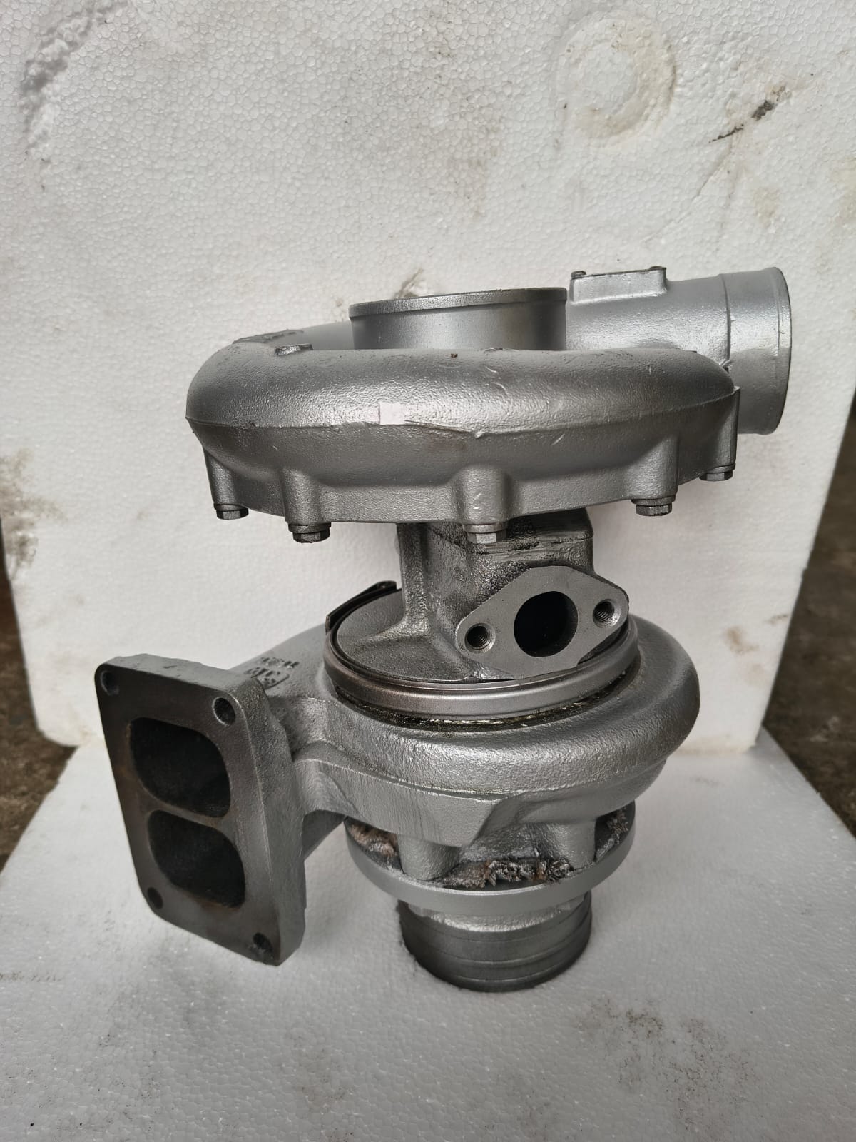 Holset 4LGK Serial no: H166504 Turbocharger