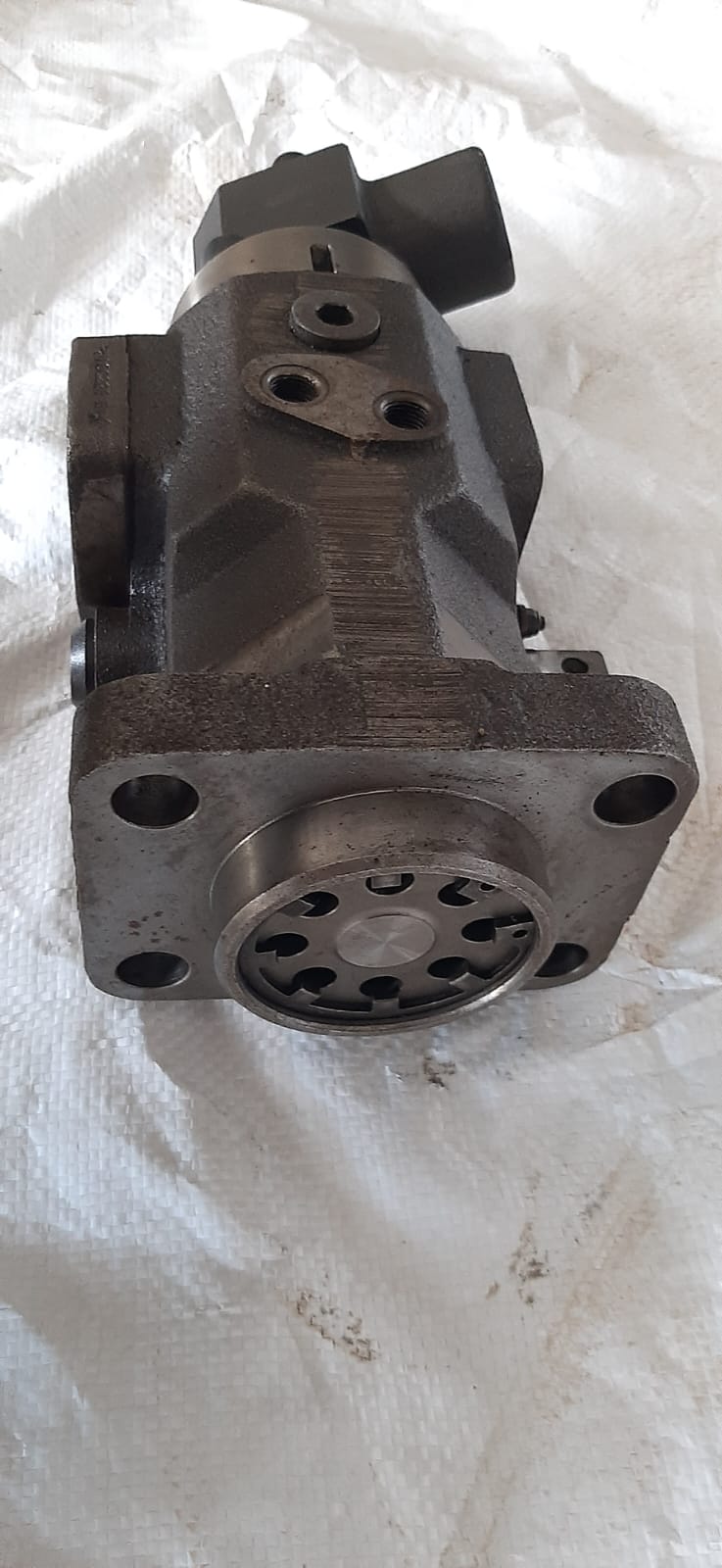 MAN B&W 28/32 Fuel Pump