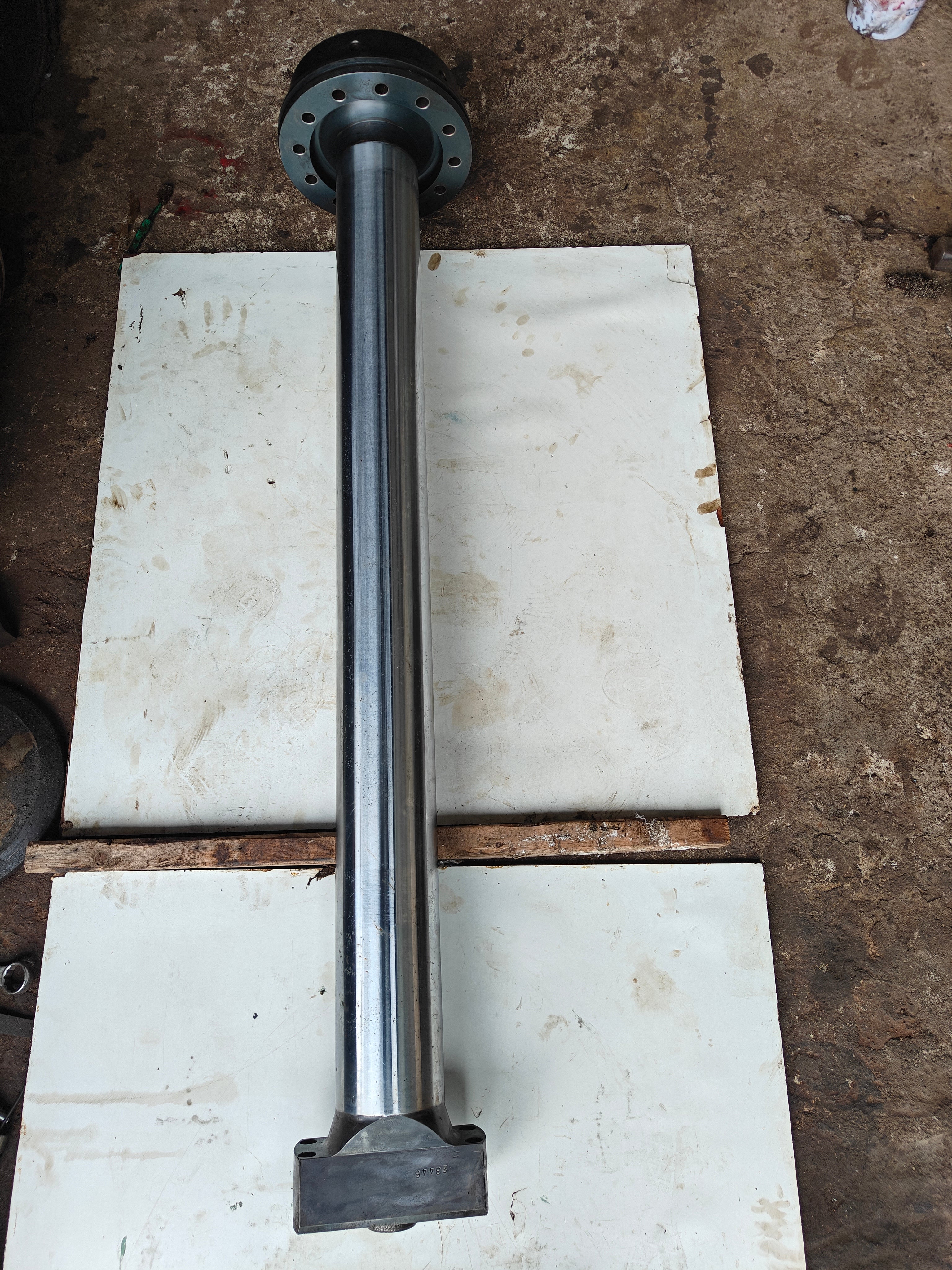 MAN B&W L35MC Piston Rod