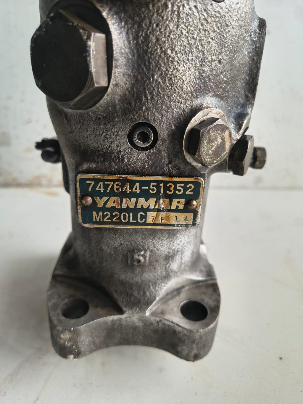 Yanmar M220 Fuel Pump