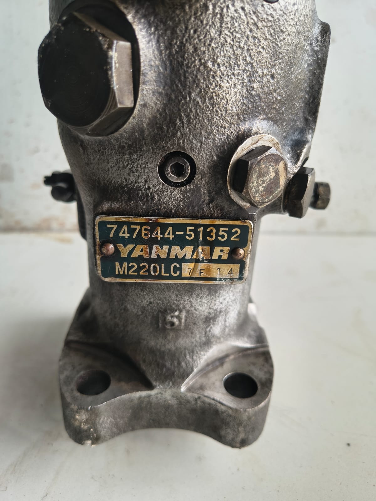 Yanmar M220 Fuel Pump