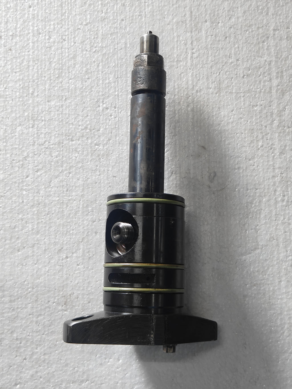 MAN B&W 23/30 Fuel Injector | New Marine Engine Spare Part