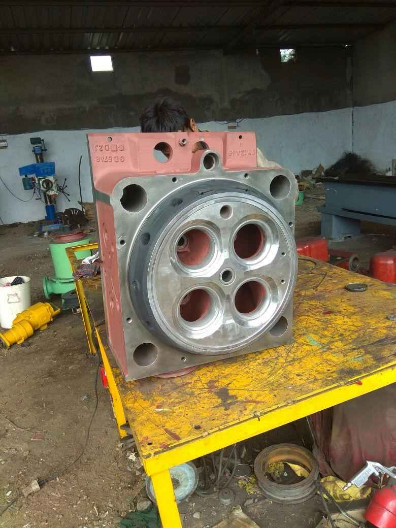Wartsila R-32 Cylinder Head