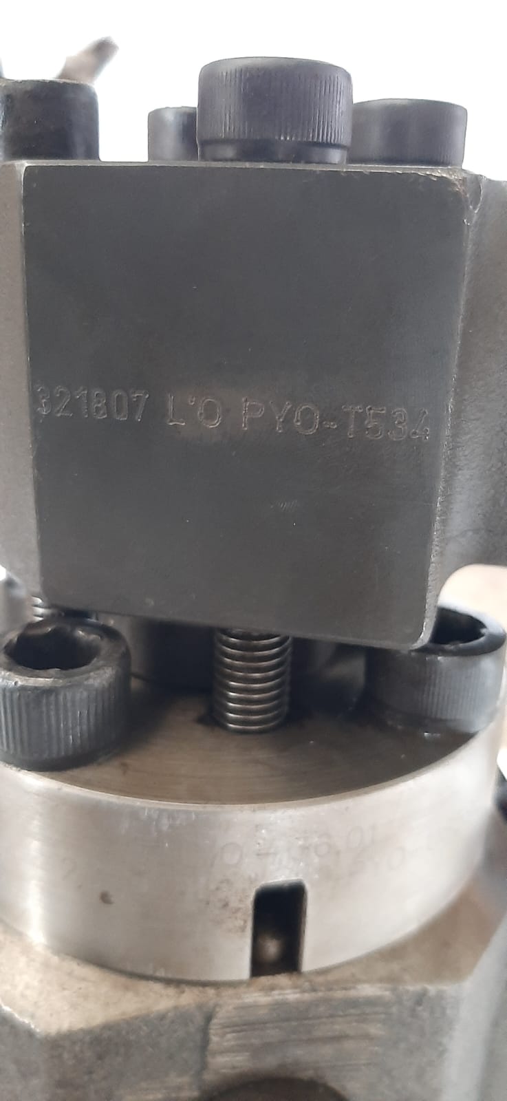 MAN B&W 28/32 Fuel Pump