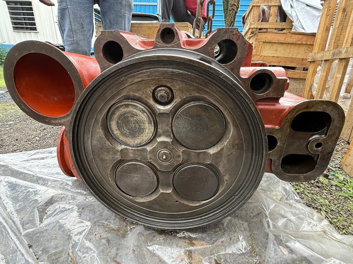 MAK M32C Cylinder Heads