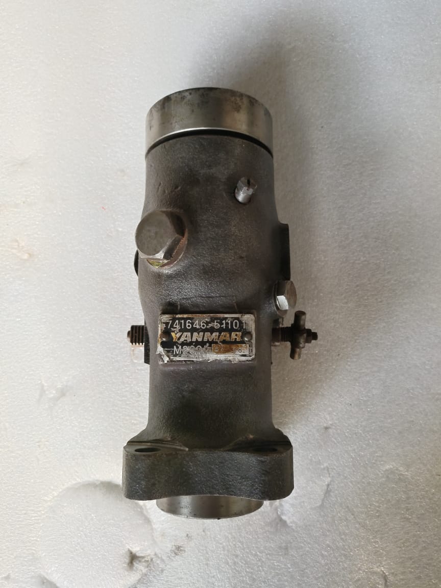 YANMAR M200 Fuel Pump available