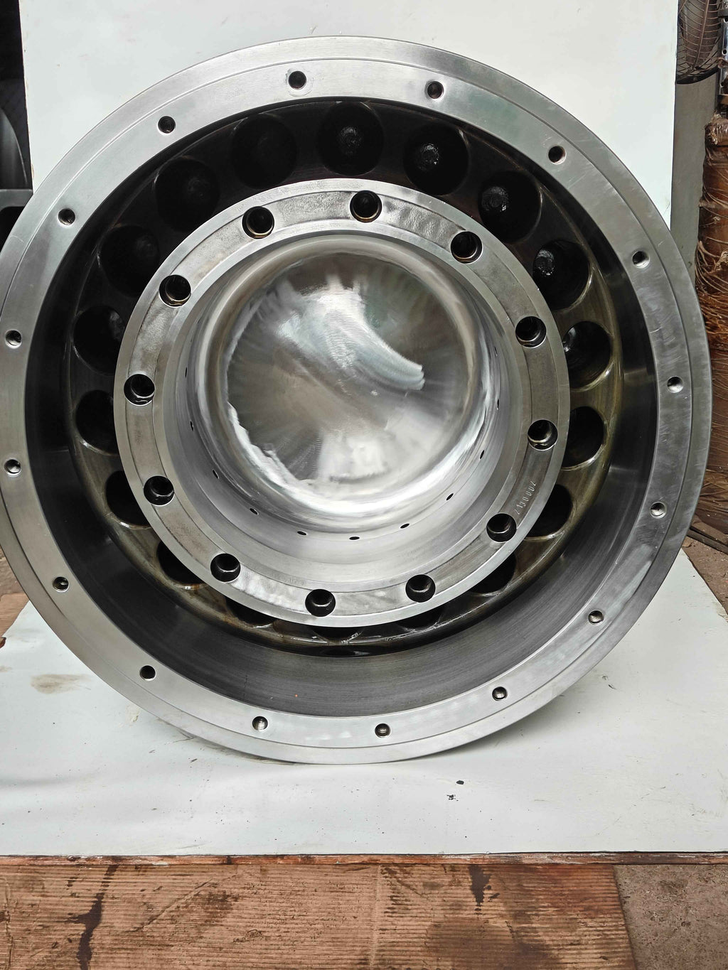 MAN B&W S70MC Piston Crown