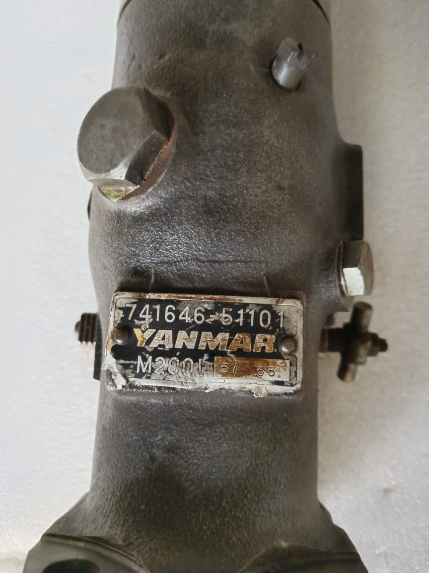 YANMAR M200 Fuel Pump available