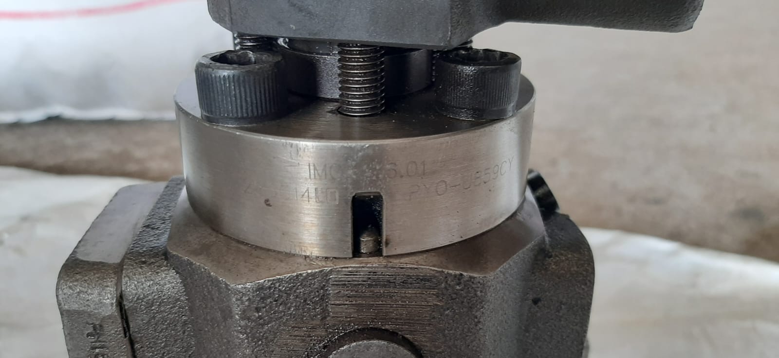 MAN B&W 28/32 Fuel Pump