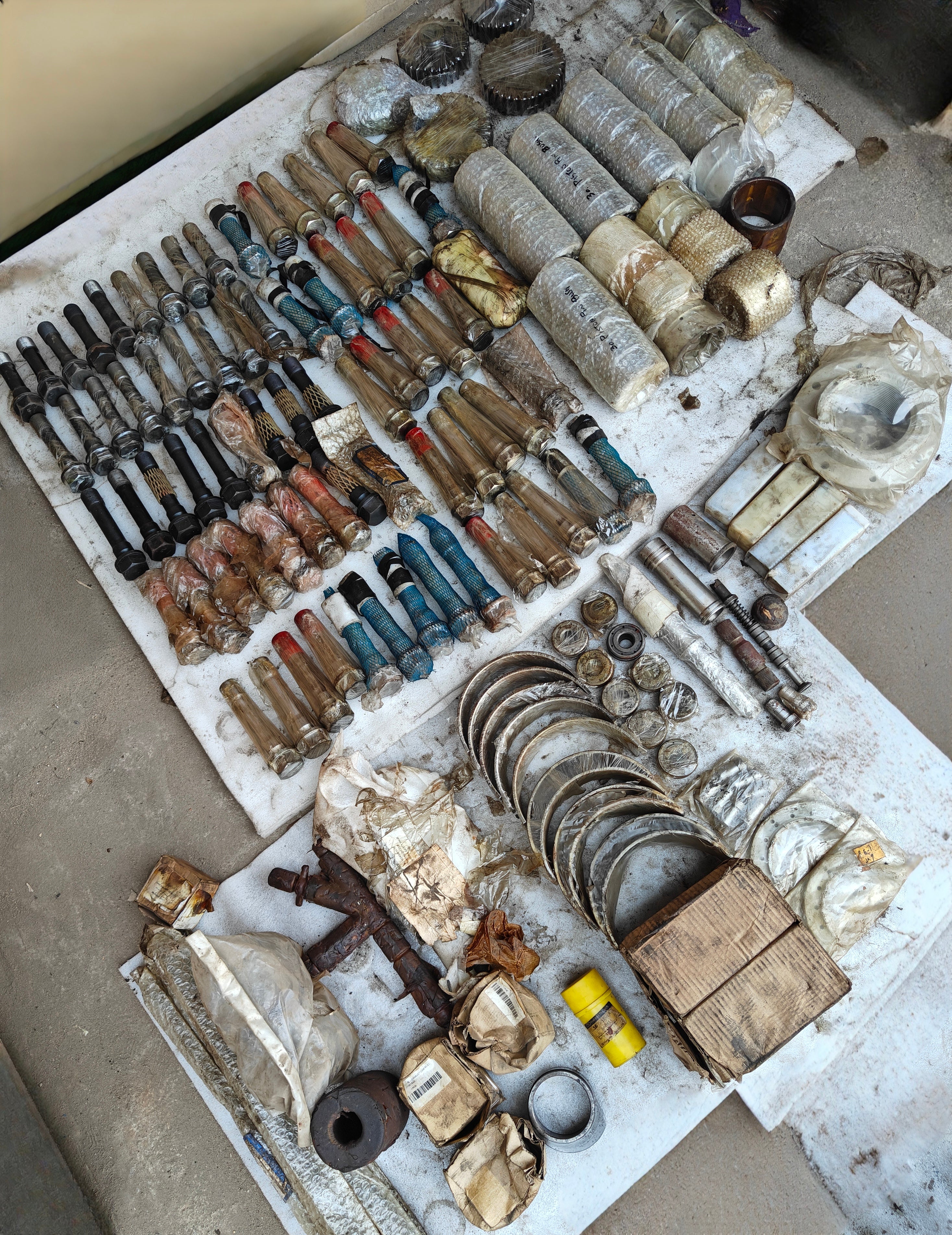 Diahatsu DL 20 Spares(New) I Engine spares